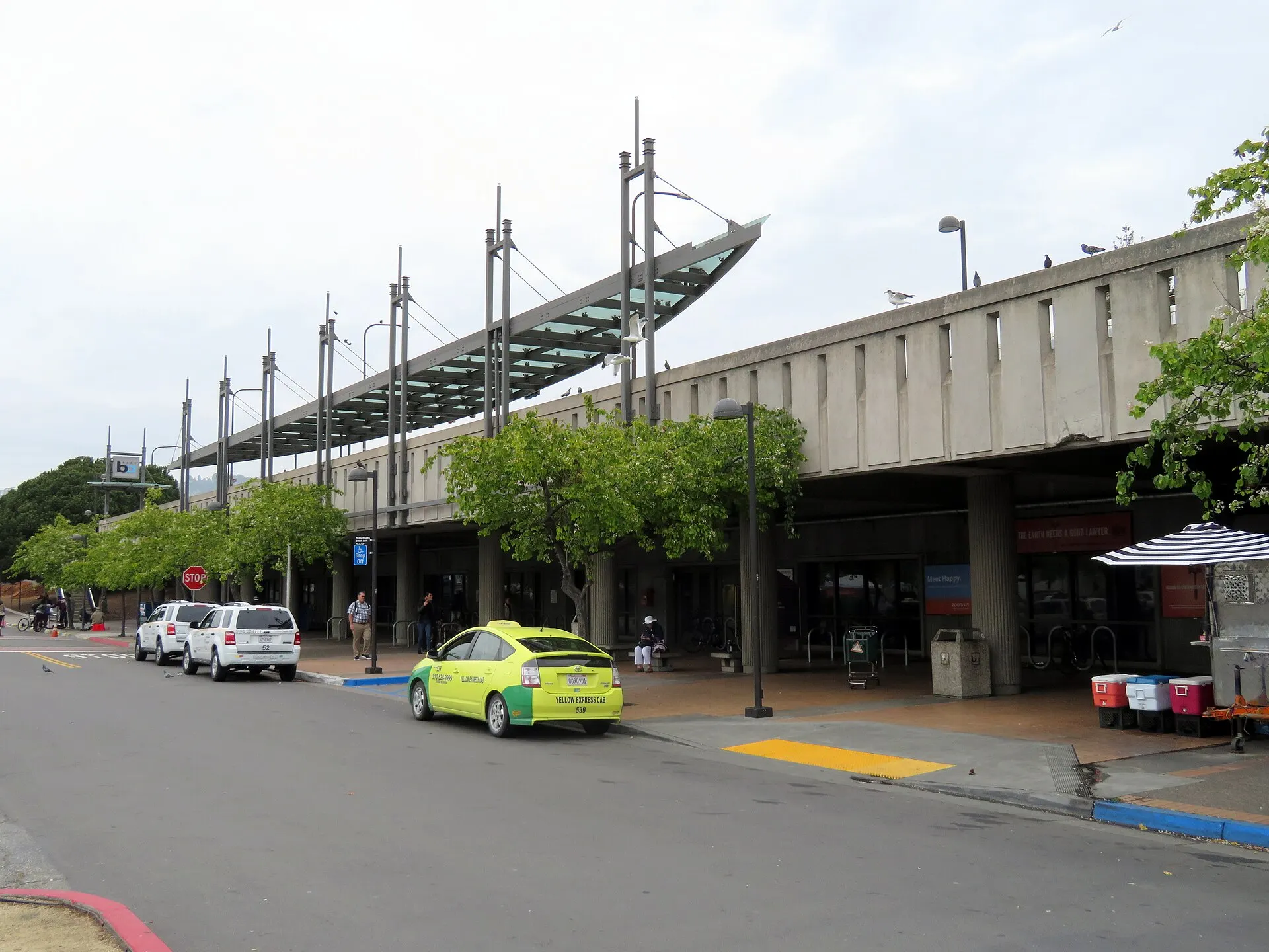 The main entrance to Ashby BART station